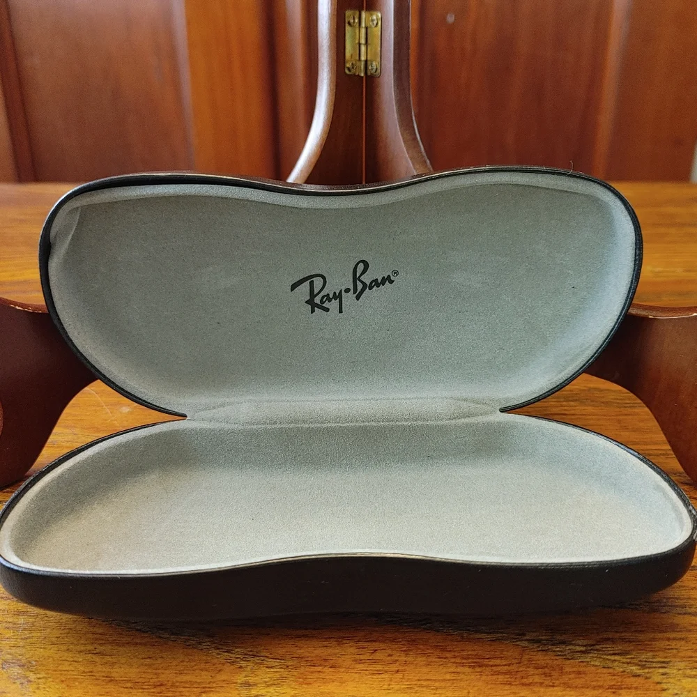 Ray-Ban Classic Black Hardshell Eyewear Case Lined